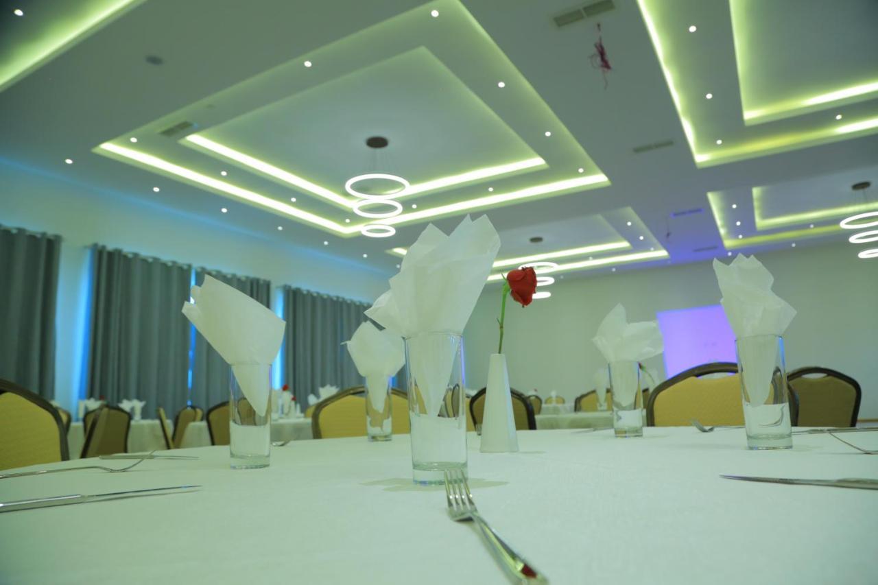 Check Inn Hotel Addis Abeba Eksteriør bilde